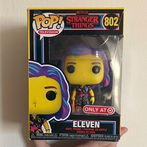 Funko Pop Stranger Things Eleven - glow in the dark EXCLUSIVE